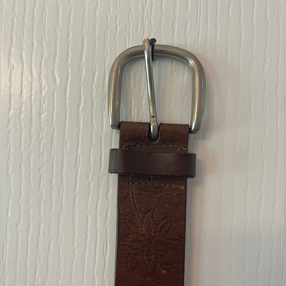 American Eagle brown leather belt
